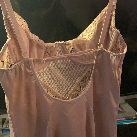 A lilac purple silk lingerie dress - Picture 2 of 3